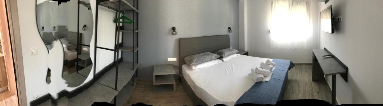 ホテル Savvas House ネオス・マルマラス エクステリア 写真